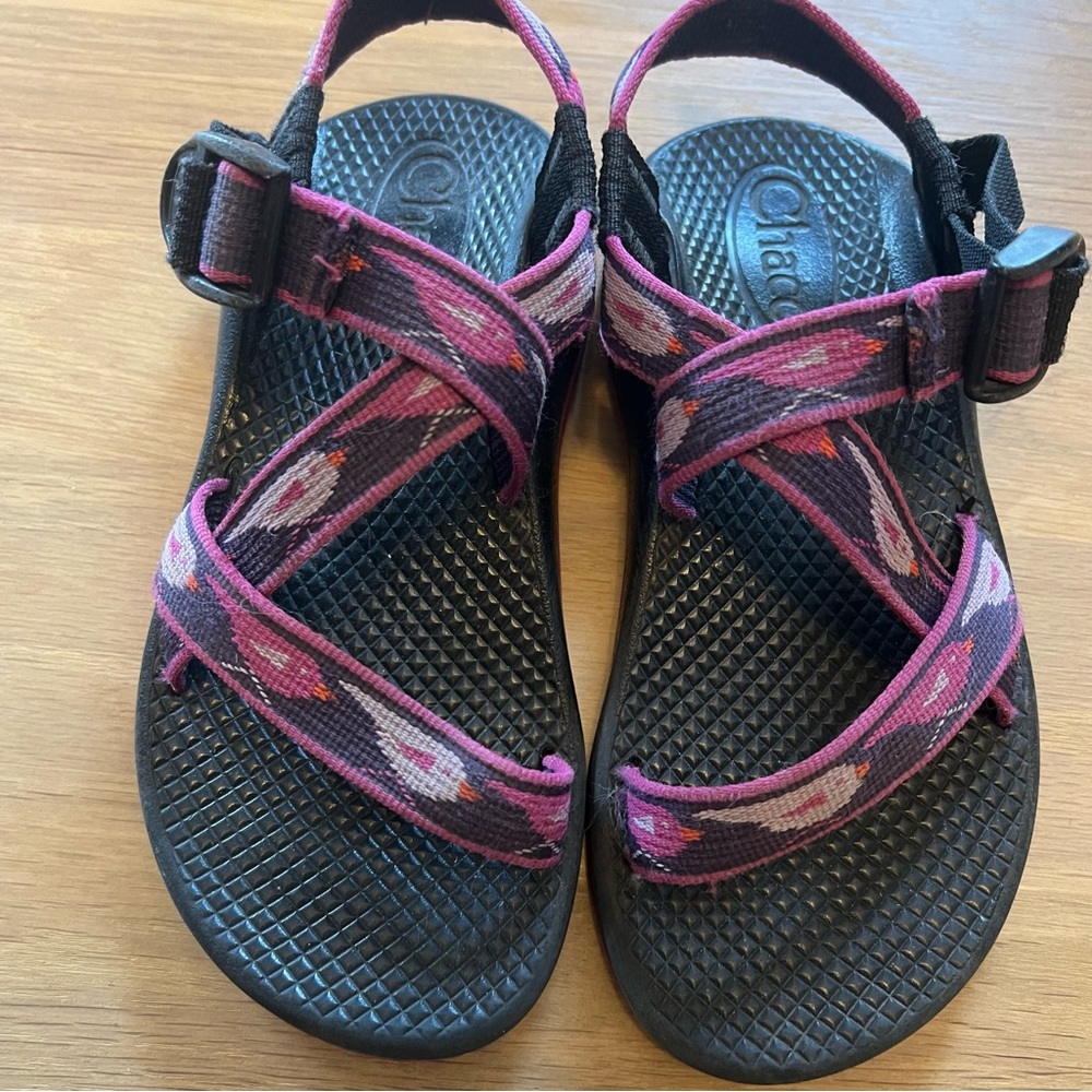 Chaco Z/1 pink birds sandals size 1
